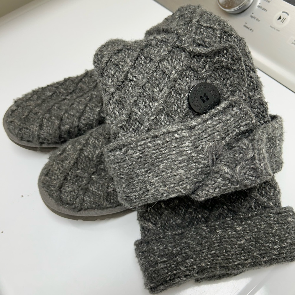 Ugg sweater boots